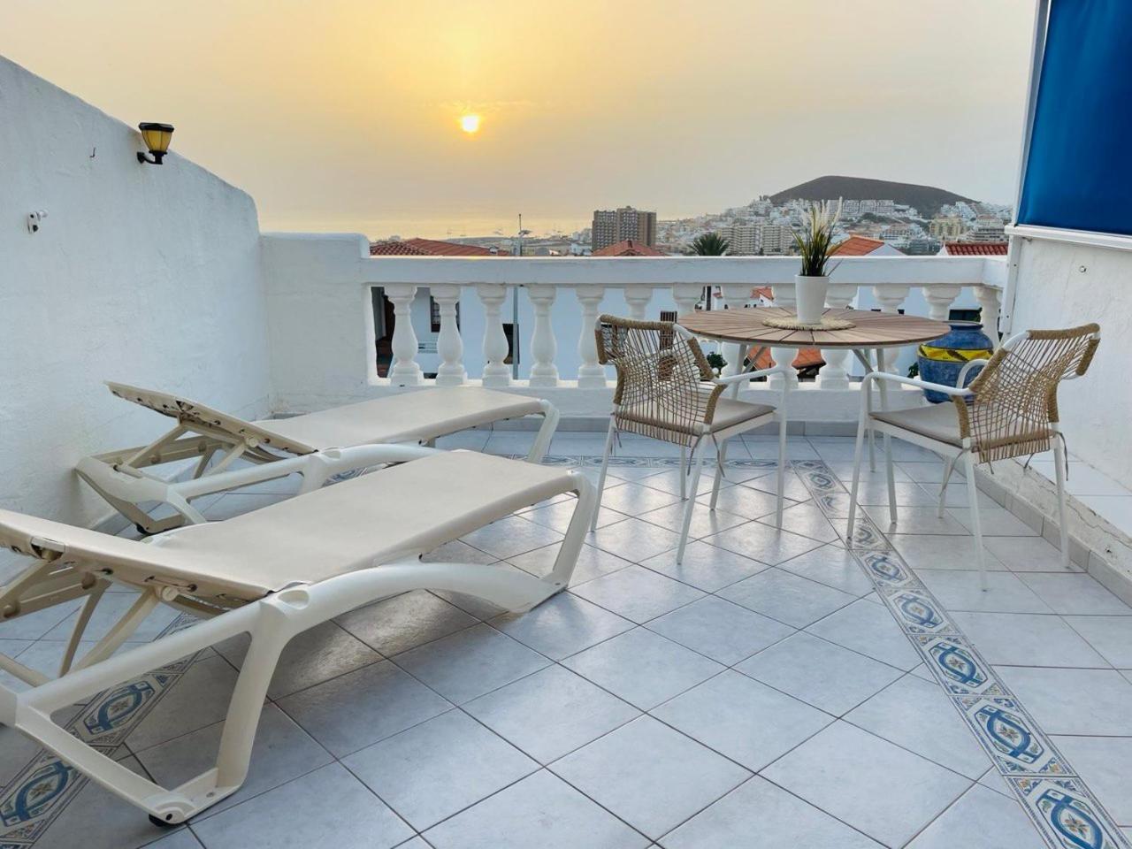 Seaview Port Royal, Los Cristianos, Heated Pool, Wifi ロスクリスティアーノス エクステリア 写真