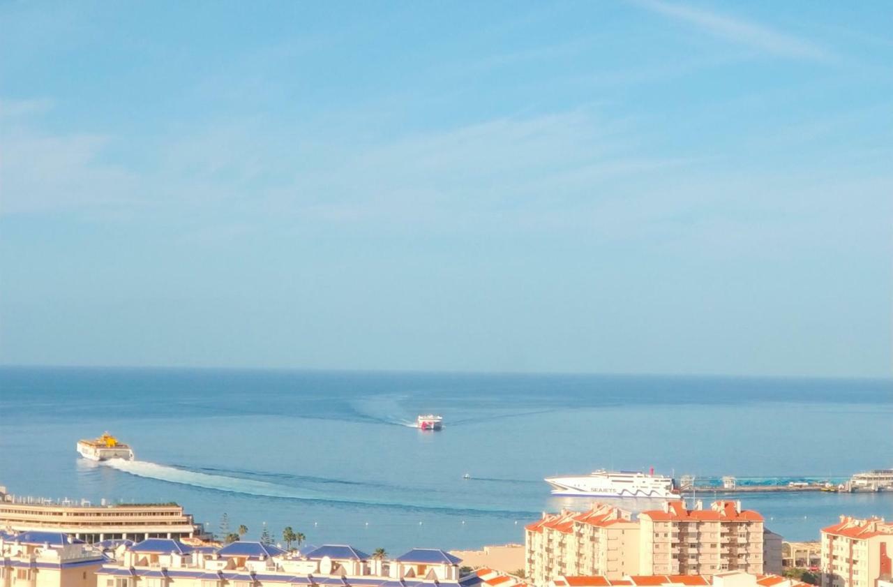 Seaview Port Royal, Los Cristianos, Heated Pool, Wifi ロスクリスティアーノス エクステリア 写真